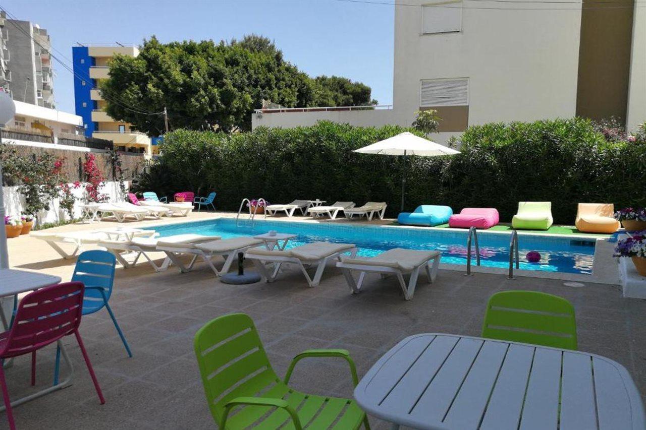 Apartamentos Es Canto (Adults Only) Platja d'en Bossa Exterior foto