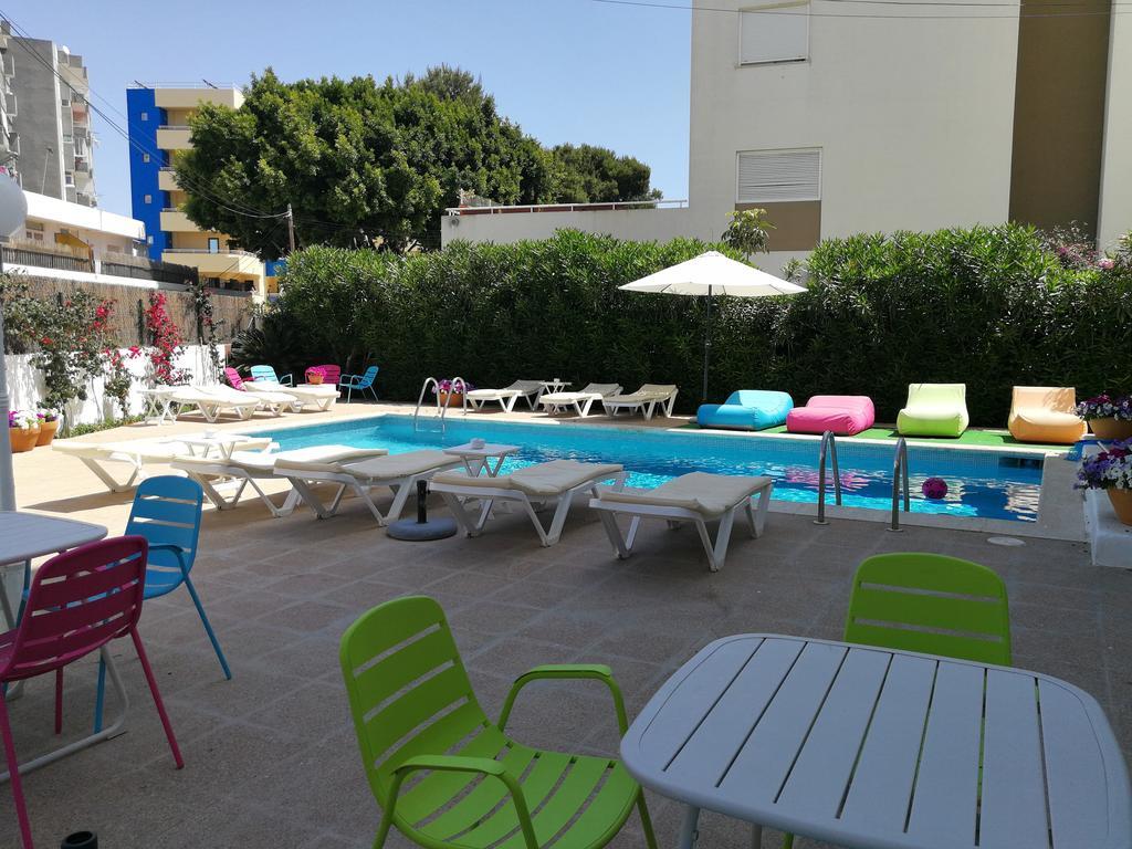 Apartamentos Es Canto (Adults Only) Platja d'en Bossa Exterior foto