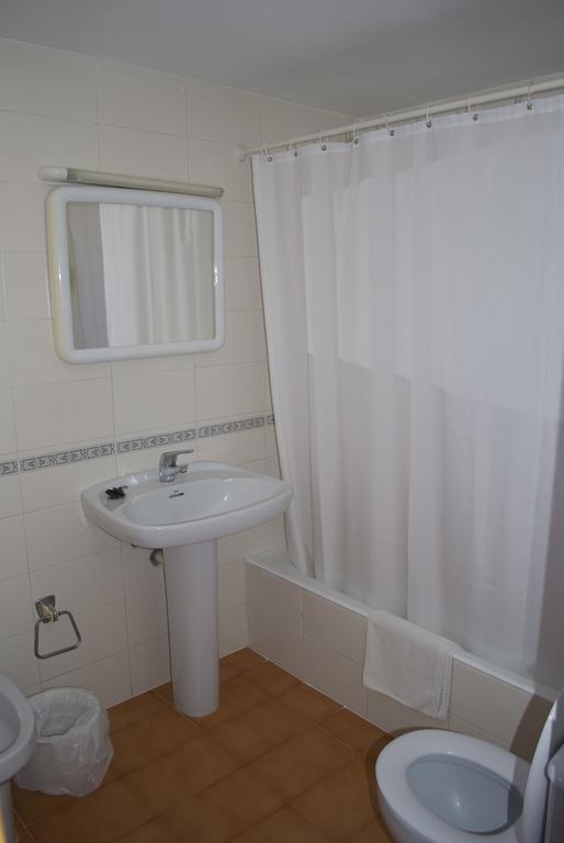 Apartamentos Es Canto (Adults Only) Platja d'en Bossa Zimmer foto