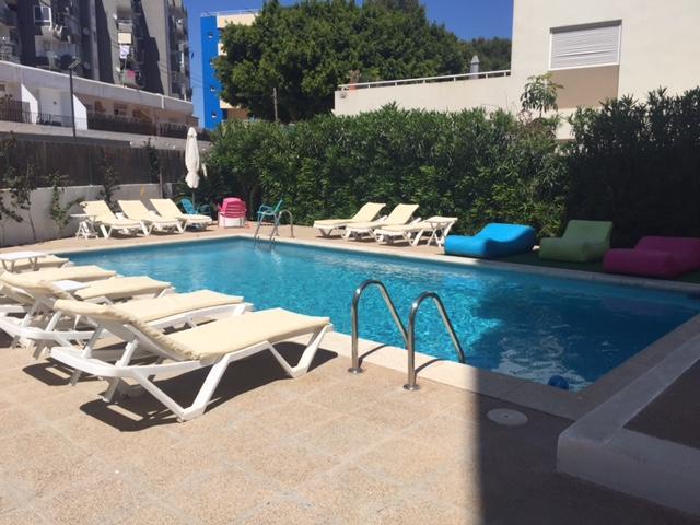 Apartamentos Es Canto (Adults Only) Platja d'en Bossa Exterior foto