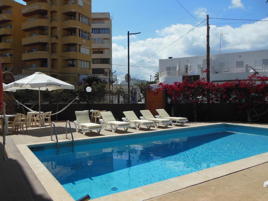 Apartamentos Es Canto (Adults Only) Platja d'en Bossa Exterior foto